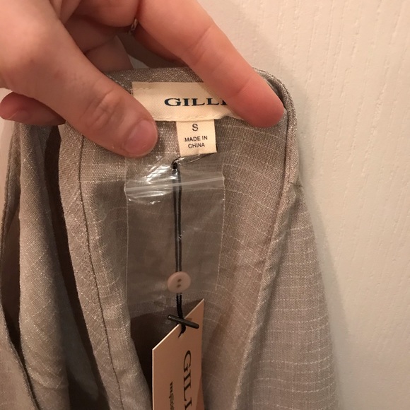 ✨SALE✨💕Gray Pinstripe Romper💕 - Picture 3 of 5